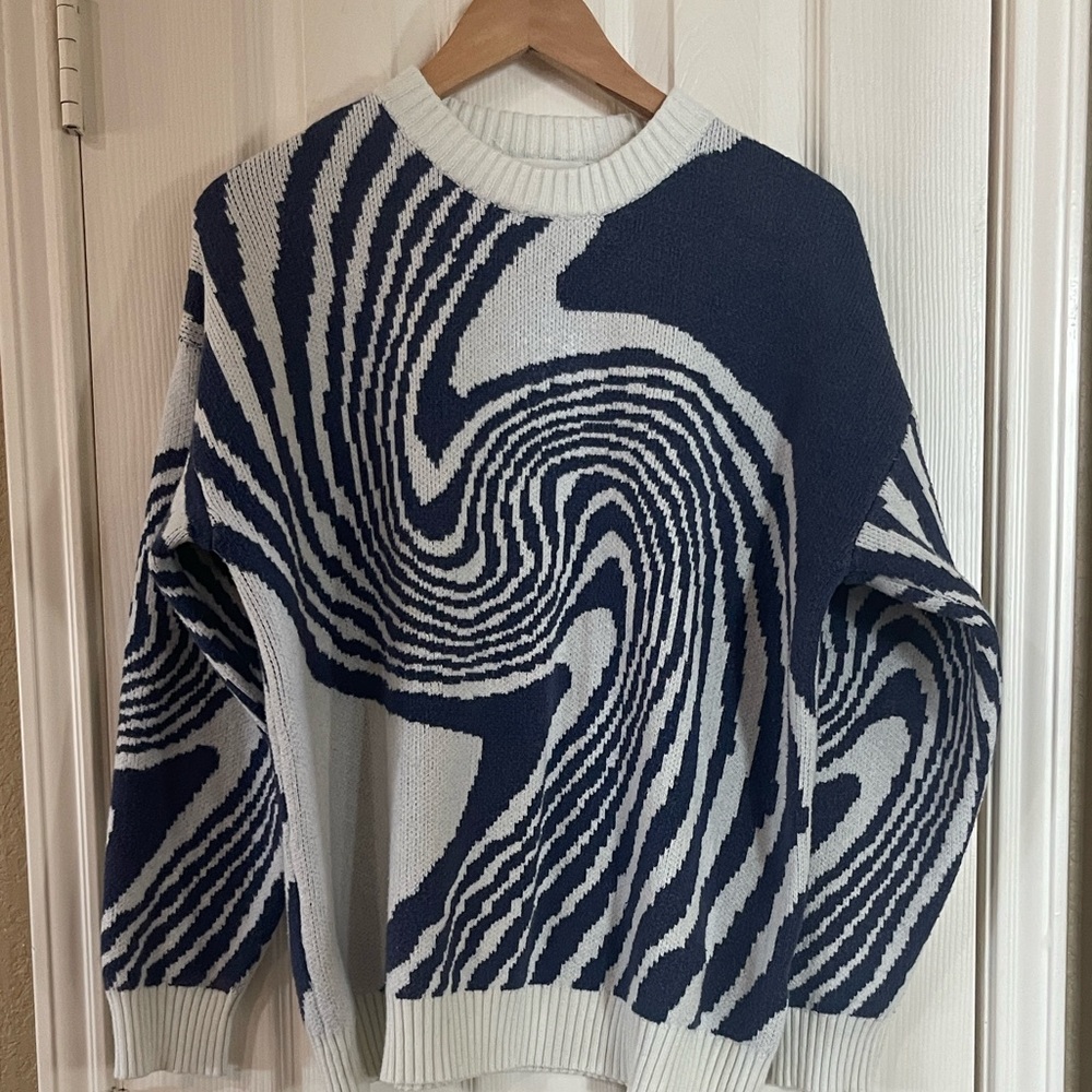 Aelfric Eden Whirlpool knit sweater. Size S